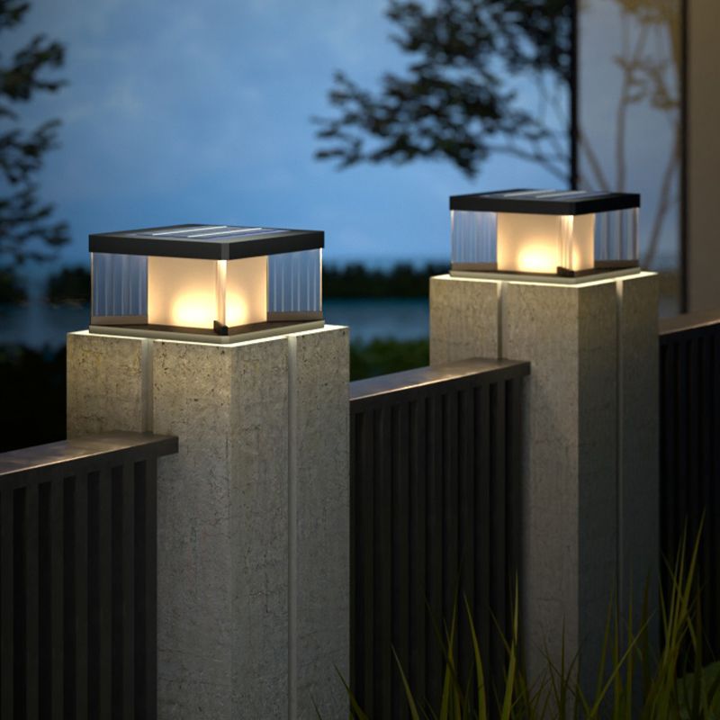 Riley Moderna Lámpara Exterior LED Cubo Metal Acrílico Patio