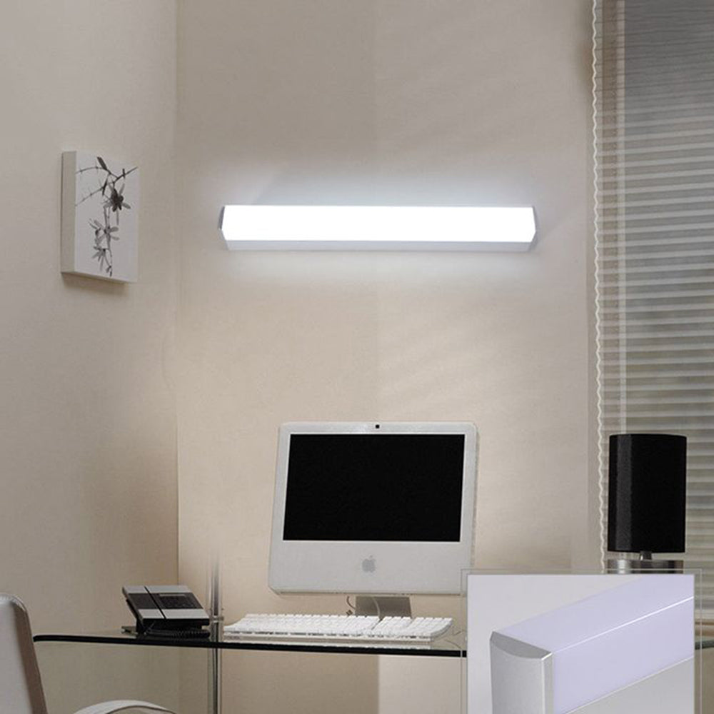 Leigh Minimalista Lineal Metal/Acrílico LED Aplique de Pared Blanco