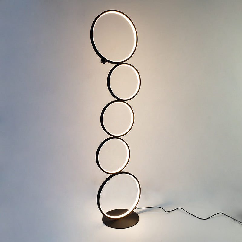 Arisha Moderna Geométrico Metal/Silicio LED Lámpara de Pie Negra/Blanca